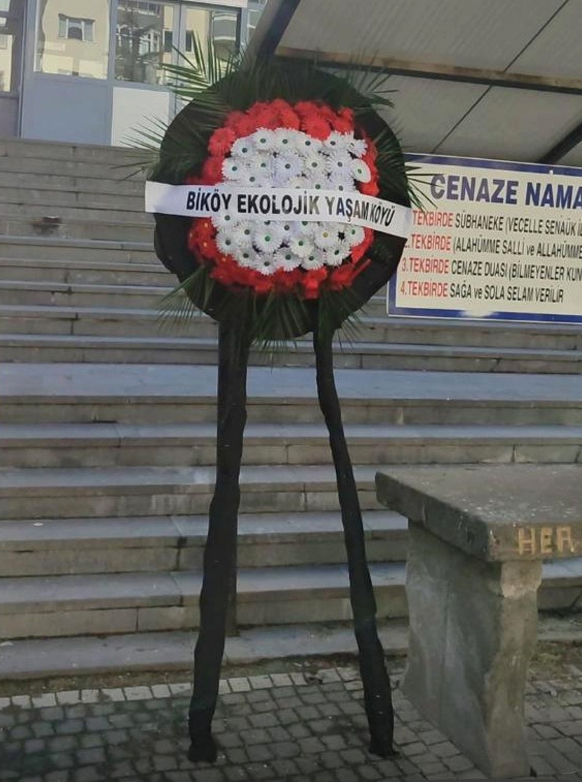 Büyük Boy Cenaze Çelengi