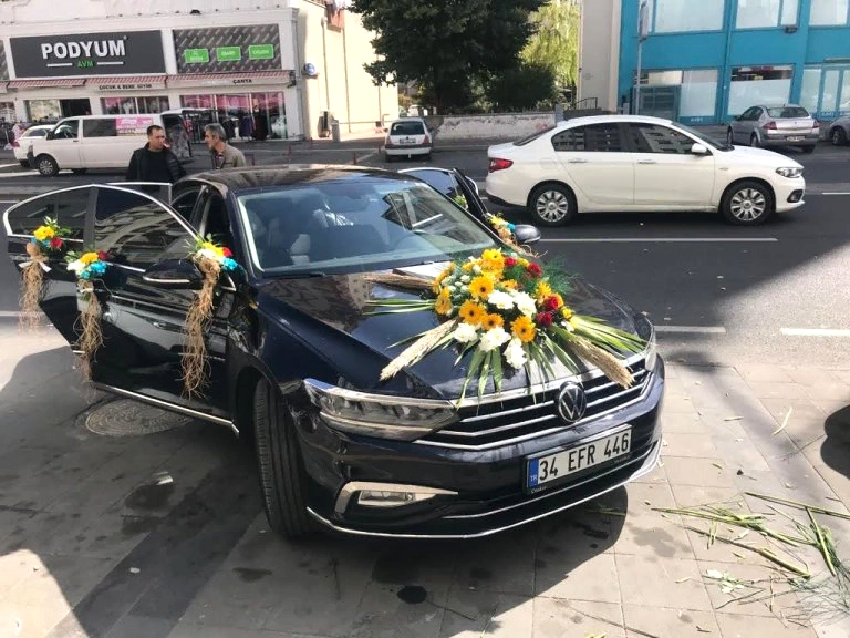 Karışık Otrafya Araç Süsü